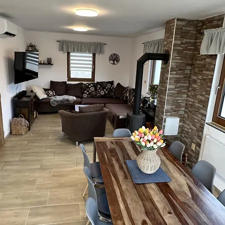 Horak Villa *